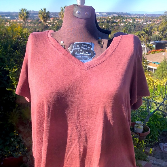 🚫Gifted Athleta soft v neck t shirt in mauve dusty brown pink soft modal sz S - Picture 3 of 8